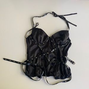 Black strappy corset 🖤